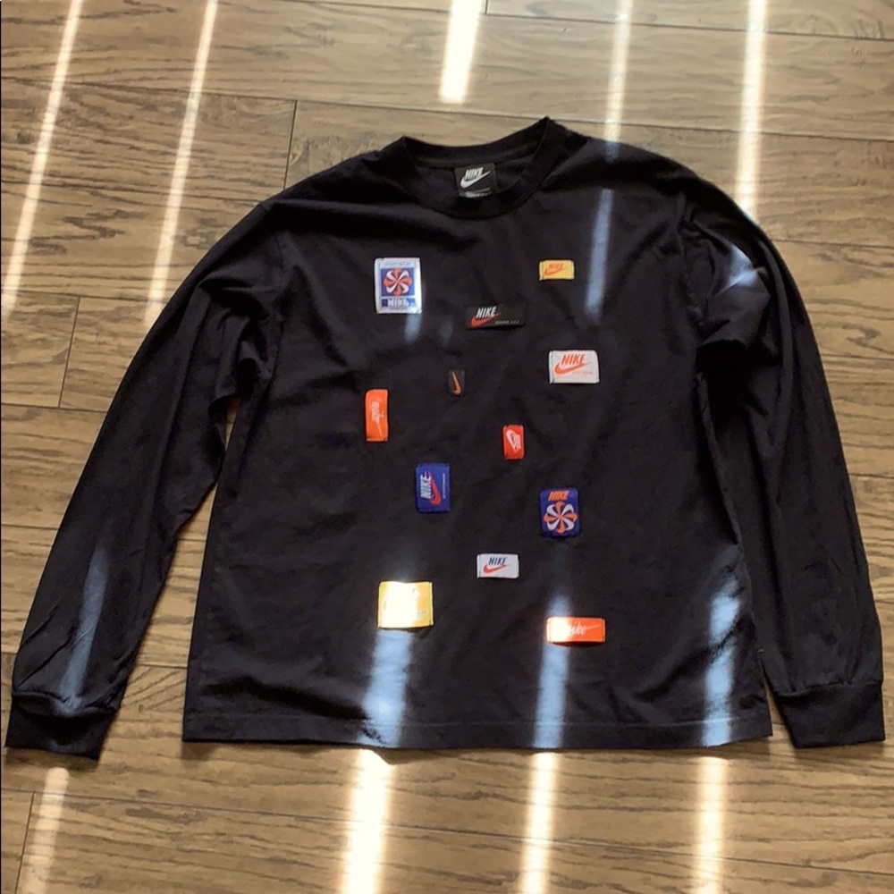 Nike workout top